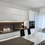 Casa Claude